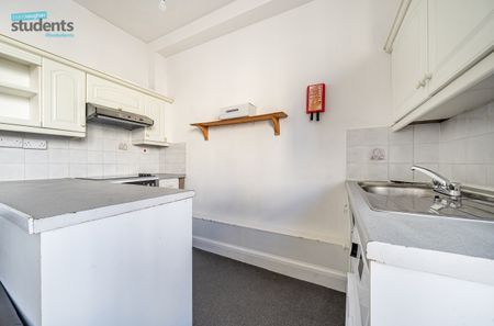 3 bedroom terraced maisonette to rent - Photo 2