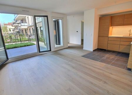 Appartement à louer 5 pièces • 105,97 m 2 Fontenay-sous-Bois - Photo 2