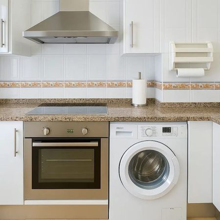 Calle Doctor Delgado Roig, Sevilla, Andalusia 41008 - Photo 5