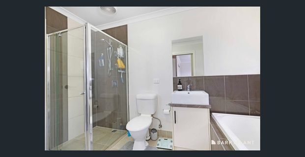 Cosy 2 bedroom townhouse central of Broadmeadows - Photo 1