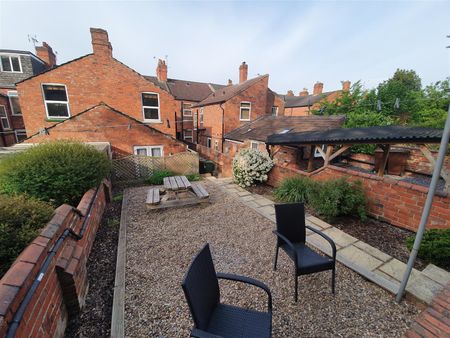 Richmond Road - Studio for 26/27 - Photo 3