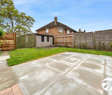 3 bedroom end of terrace house to rent - Photo 6