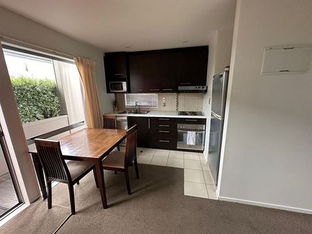 Fully Furnished 2bed - Hospital Location - Photo 5