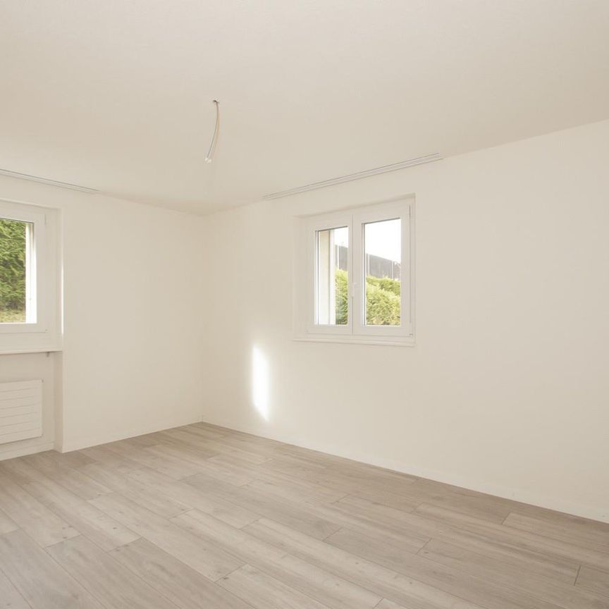 Ihr neues Zuhause mit atemberaubender Seesicht und Badeplatz - Foto 1