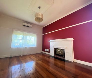 South Shepparton Cosey Home - Photo 6