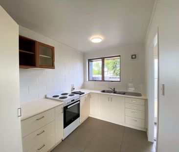 Two Bed Unit - Otahuhu - Photo 2