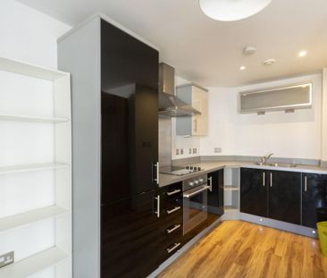 Studio to rent - Photo 3