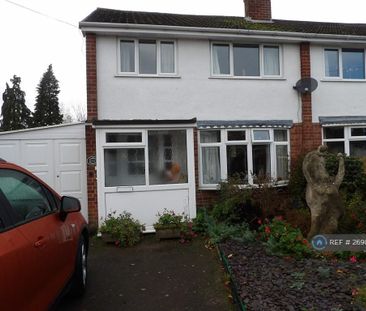 3 bedroom semi-detached house to rent - Photo 4