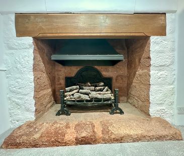 3 bedroom Three Bedroom Terraced House to rent - Photo 3