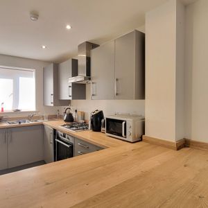 Homington Avenue - Photo 2