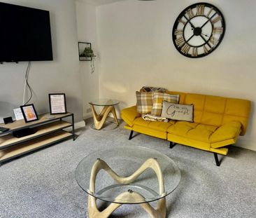 252 North Road West, Flat 1 - Photo 1