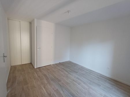 location Appartement T4 DE 76.6m² À BOBIGNY - Photo 5