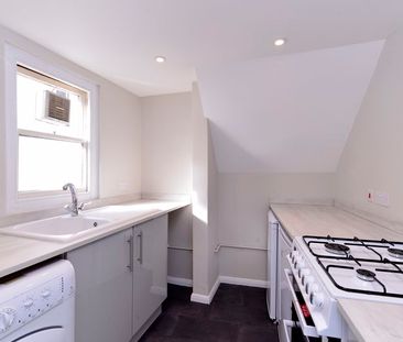 Harts Yard, Godalming - 1 bedroomProperty for lettings - Seymours - Photo 2