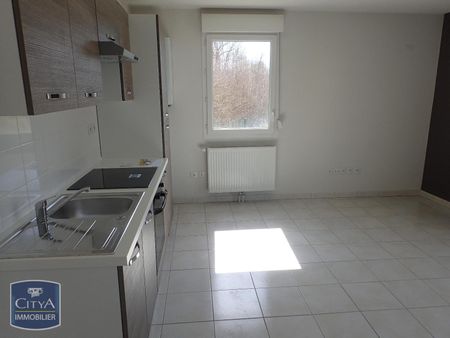 Location Appartement 4 pièces 67m² GRAND CHARMONT 25200 - Photo 3