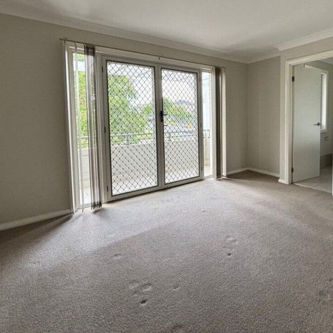 Glenmore Park - Photo 1