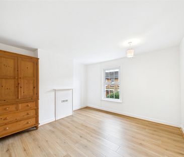 Arbour Lane, Chelmsford, Essex, CM1 7RG - Photo 5