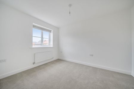 Kingfisher Drive, Northampton - Photo 2