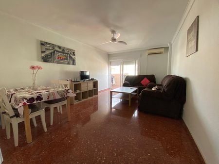 Habitación – Málaga – Cruz de Humilladero- Paseo de los Tilos – 450€ MES – Ref. MA02-00862 - Photo 2