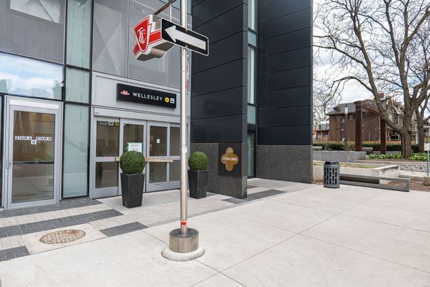 For Lease - 3 Gloucester Street Unit# 3010, Toronto, Ontario - Photo 1