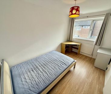 4 bedroom house share to rent - Photo 4