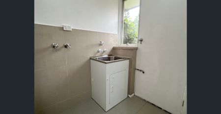 Modern 2 Bedroom Unit - Quiet Area - Photo 4