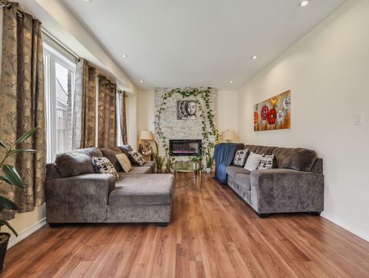 For Lease - 51 Cheevers Road, Brantford, Ontario - Photo 1