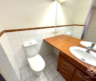 3 Bedroom Townhouse - Photo 6