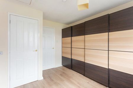 1 bedroom semi-detached bungalow to rent - Photo 3