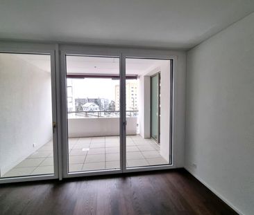 Moderne 2.5-Zi.mmer-Wohnung mit grosszügiger Loggia in Neuhausen... - Foto 4