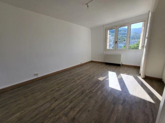 APPARTEMENT T4 - LA BUISSERATTE - ST MARTIN LE VINOUX - Photo 1