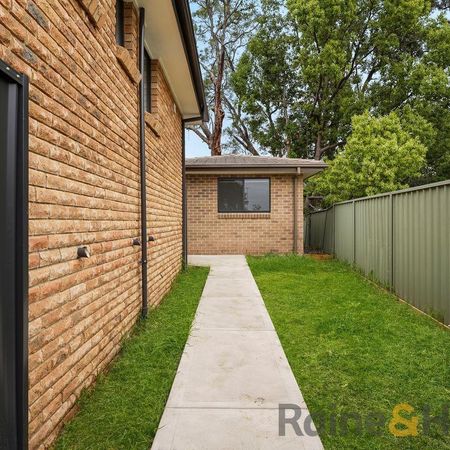 16A Naylor Place, Ingleburn, NSW 2565 - Photo 3