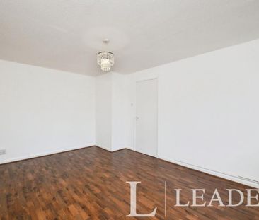 3 bedroom house to rent Broadoaks, Epping, Essex, CM16 - Photo 2