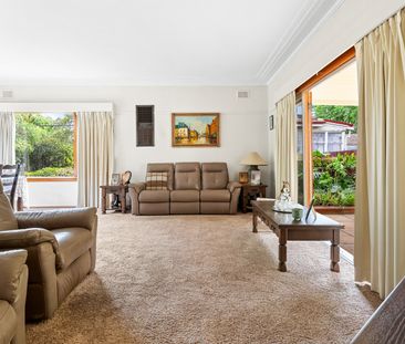 5 Fryer Avenue, Wentworthville NSW 2145 - House For Rent | Domain - Photo 1
