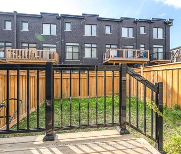 For Lease - 2519 Castlegate Crossing, Pickering, Ontario - Photo 2