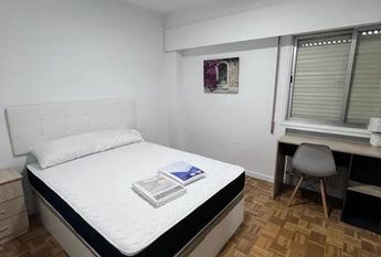 Calle de Ramón Gómez de la Serna, Madrid, Community of Madrid 28035