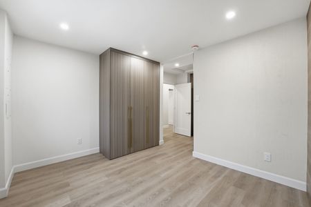 For Lease - 2291 Badger Crescent Unit# A, Parkway Park - Queensway Terrace S and Area, Ontario - Photo 5