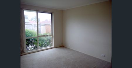 Spacious Three-Bedroom Unit in a Quiet Court Location - Photo 2