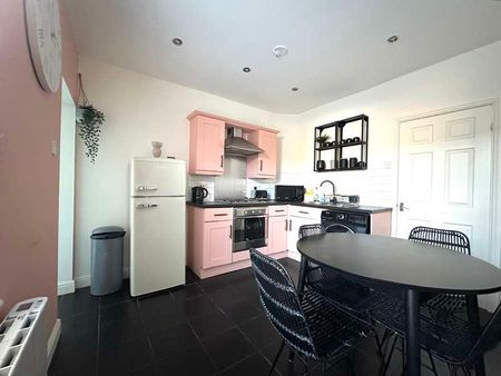 Alexandra Road, Lancaster, LA1 - Photo 4