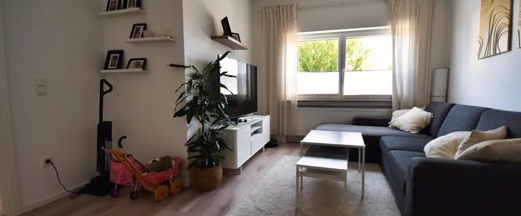 Topsaniertes "Haus im Haus" mit eigenem Eingang, Terrasse und Garten in Hangelar! 184qm, 2 Bäder... - Photo 1