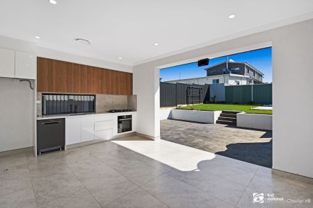 Modern 5 Bedroom Duplex - Photo 2