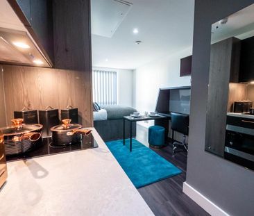 Studio to rent - Photo 3