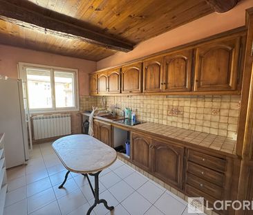 Apartment - Photo 2