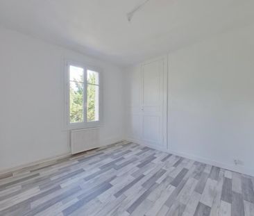 Location Appartement 3 pièces 59m² CHATELLERAULT 86100 - Photo 3
