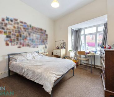 4 bedroom terraced house to rent - Photo 2