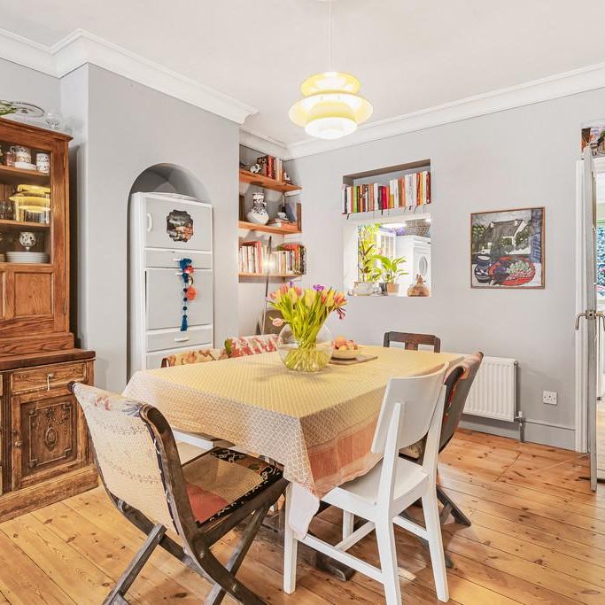 3 bedroom terraced house to rent - Photo 1