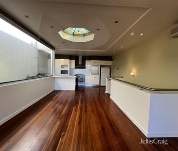 1/200 Pigdon Street, Carlton North VIC 3054 - Townhouse For Rent | ... - Photo 3