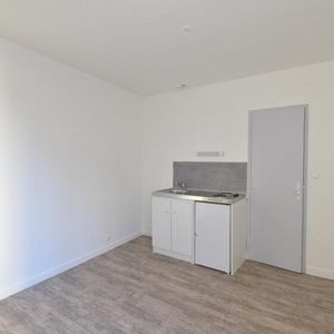 Location Appartement 1 pièce 12m² LE MANS 72000 - Photo 2
