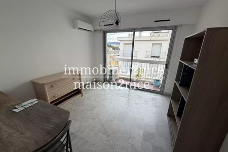 A 50 METRES DE LA FAC CARLONE - Photo 4