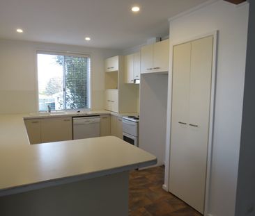 11 Preston Street, Weston ACT 2611 - House For Rent | Domain - Photo 4