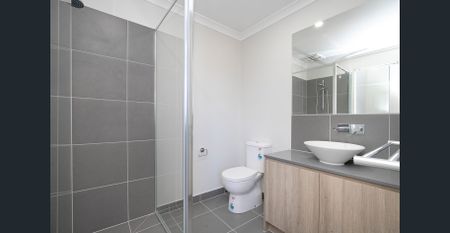 Perfect Near-New Townhouse! - Photo 3